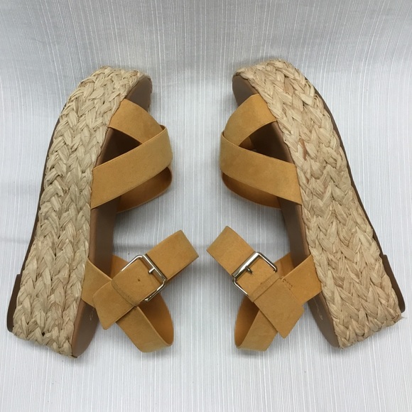 Qupid New Yellowish Wedge Wedges - Picture 3 of 7